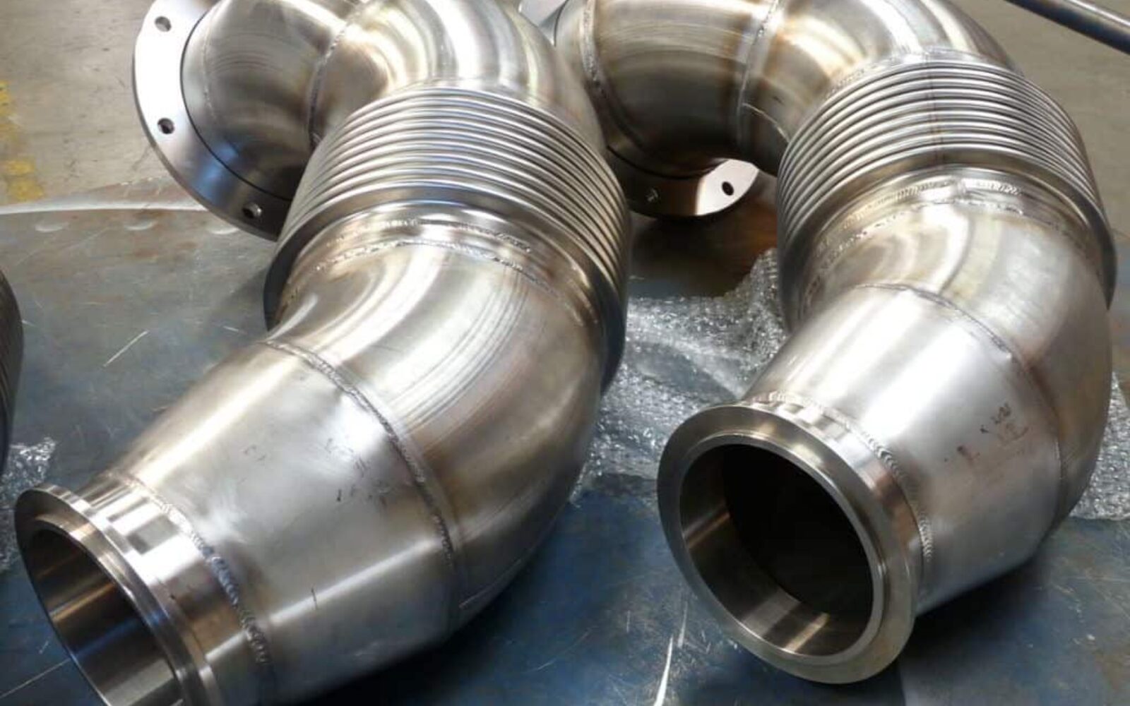 Exhaust Pipe FAQ: Common Auto Problems That Involve Your Exhaust Pipe